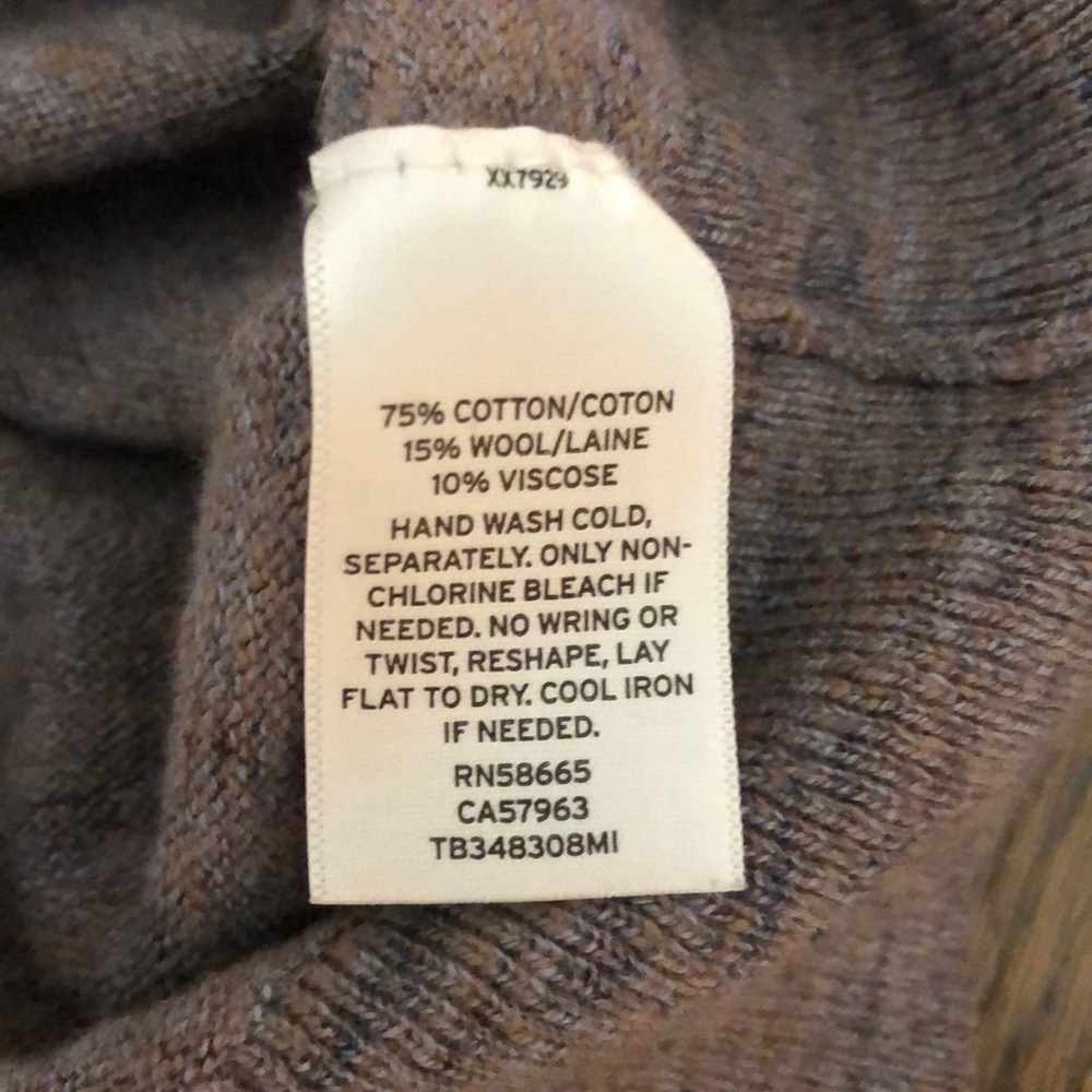 💋💋3 for $20Treasure & Bond Heather Gray Cardigan - Picture 4 of 7